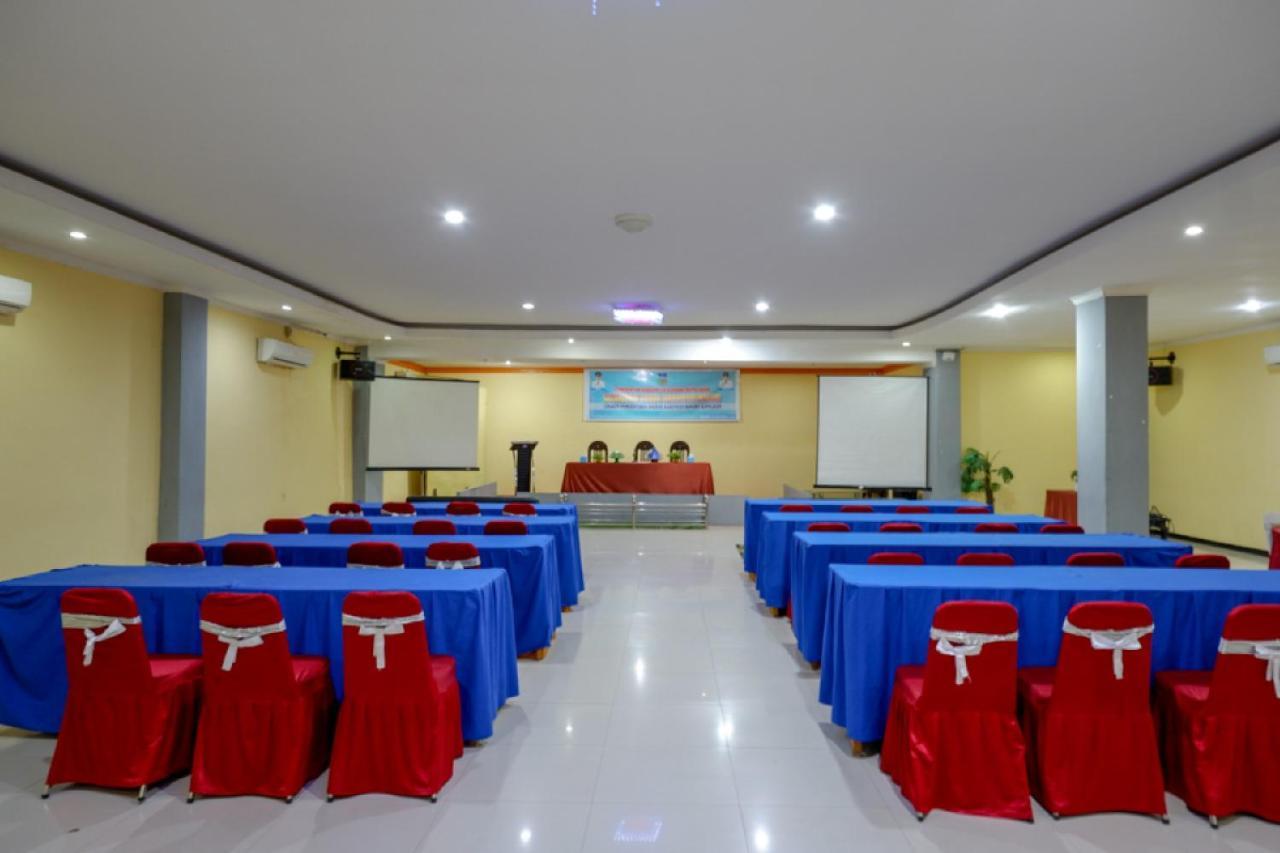 Reddoorz Near Citraland Waterpark Kendari Hotel Lepoleop Екстериор снимка
